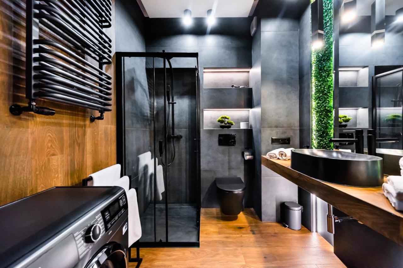New Praga Ladies' & Gentlemen'S Apartments Βαρσοβία Εξωτερικό φωτογραφία